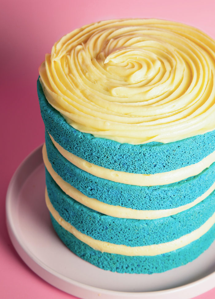 Blue Velvet Cake - Image 4